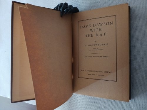 Dave Dawson with the R.A.F. (The War Adventure Series)