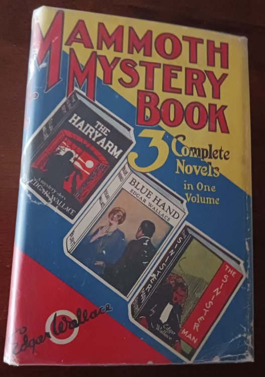 Mammoth Mystery Book: Three Complete Novels