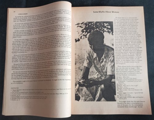 Our Bodies, Our Selves: A Course By and For Women (New Printing of Women & Their Bodies)