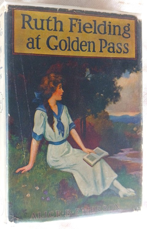 Ruth Fielding at Golden Pass, or the Perils of an Artificial Avalanche (Ruth Fielding Series)