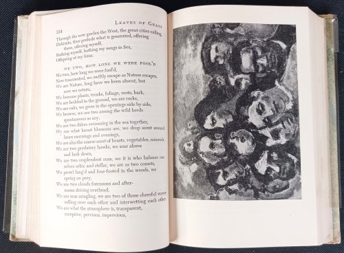 Leaves of Grass (Modern Library Edition)