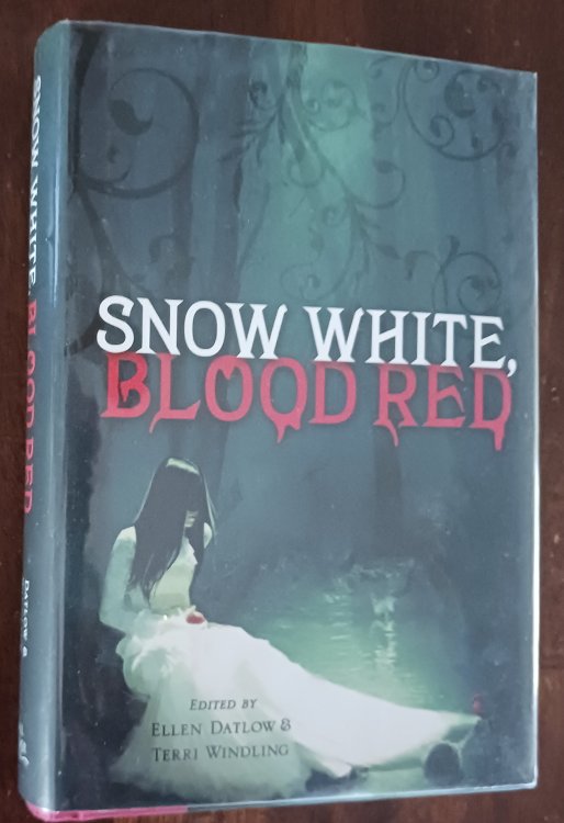 Snow White, Blood Red