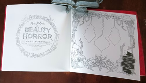The Beauty of Horror: Ghosts of Christmas. A Holiday Spooktackular Coloring Book