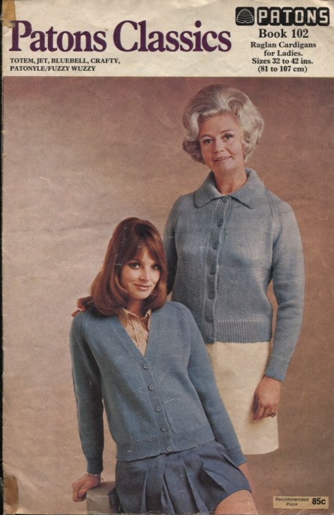 PATONS CLASSICS: RAGLAN CARDIGANS FOR LADIES