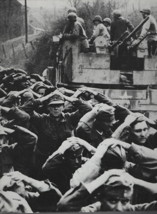 Prisoners of war (World War II)