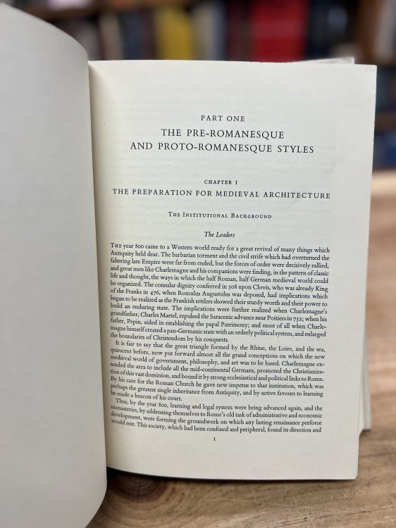 Carolingian and Romanesque Architecture 800-1200