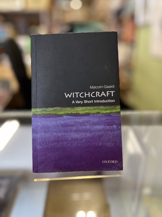 Witchcraft: A Very Short Introduction