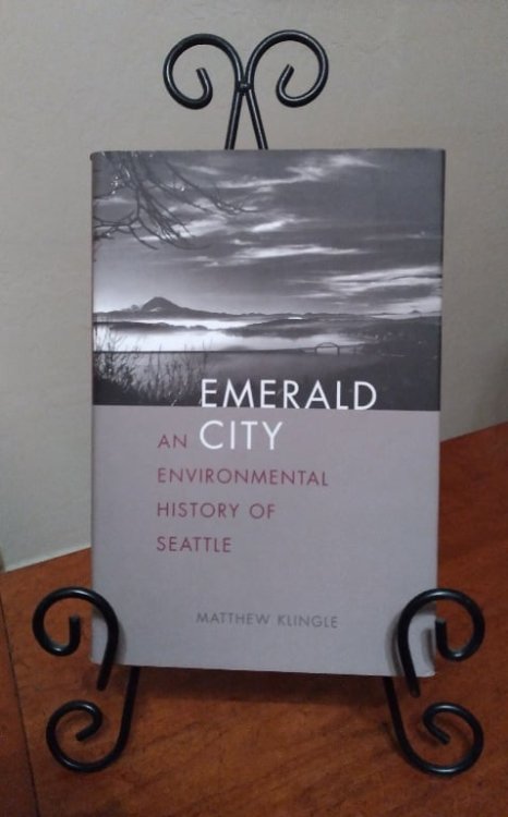 Emerald City: An Environmental History of Seattle