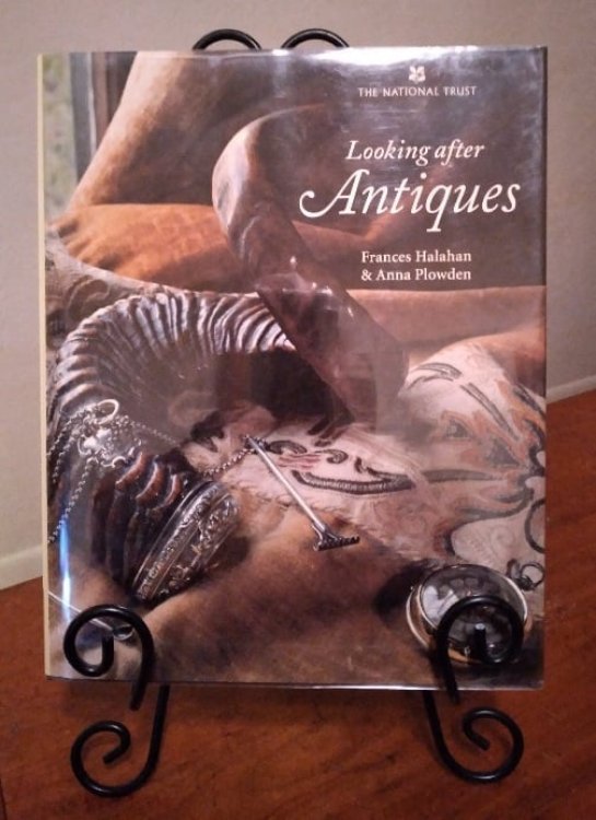 Image for Looking After Antiques Looking After Antiques