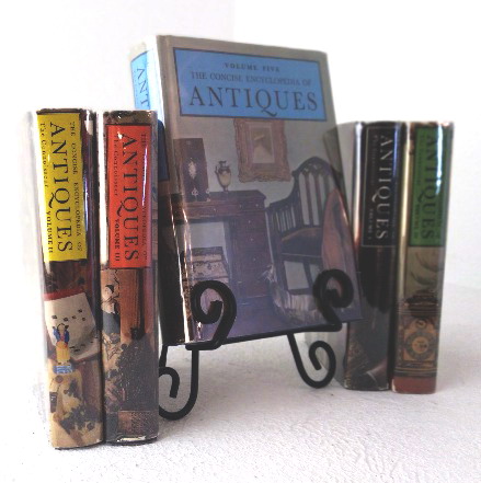 The Concise Encyclopedia of Antiques, complete in five volumes Volume One