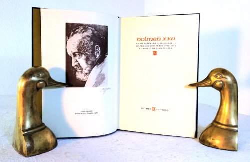 Dolmen XXV: an illustrated bibliography of the Dolmen Press 1951-1976