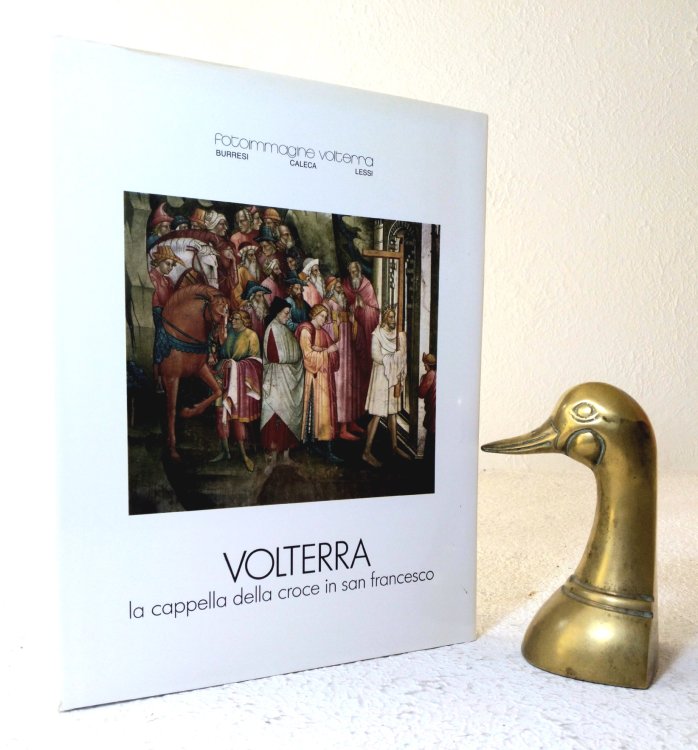 Volterra: la cappella della croce in San Francesco