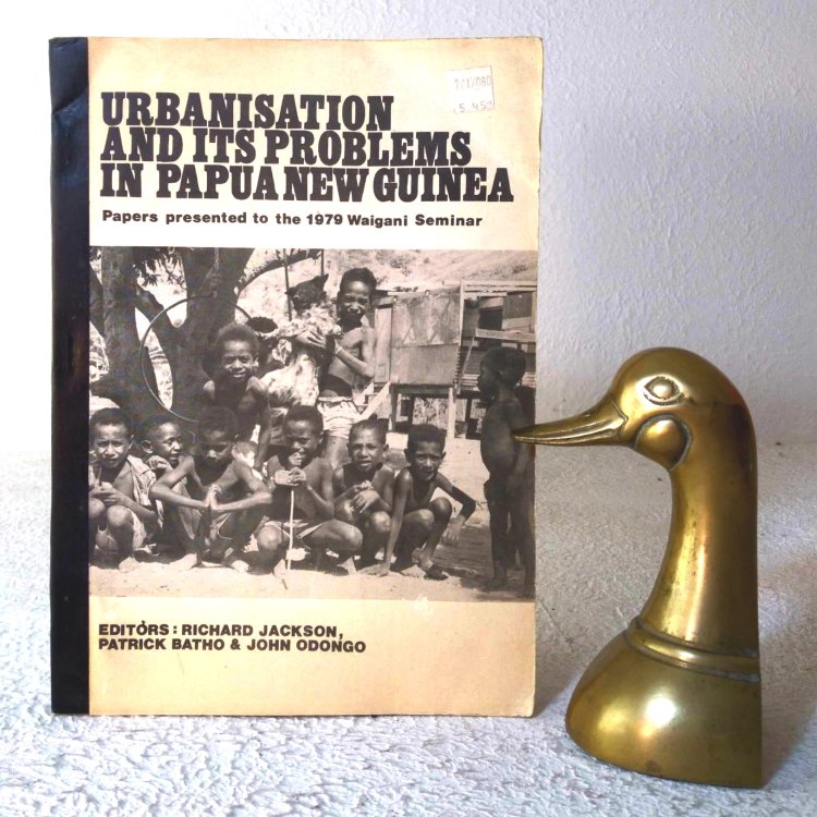 Urbanisation and Its Problems in Papua New Guinea: papers presented to the 1979 Waigani Seminar