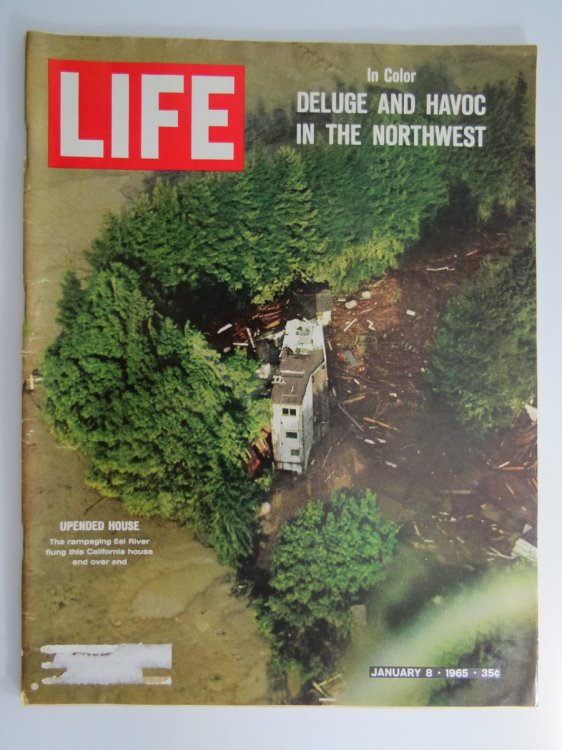 LIFE MAGAZINE JANUARY 8, 1965 (DELUGE AND HAVOC IN THE NORTHWEST - CALIFORNIA) California Flood