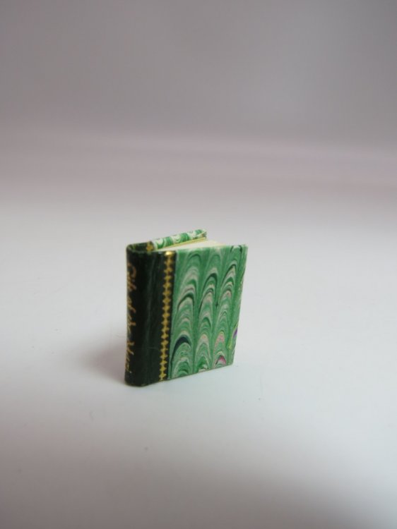 THE GIFT OF THE MAJI (MICRO MINIATURE BOOK)