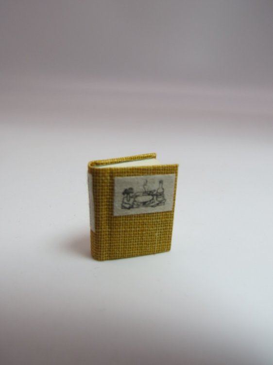 FRENCH COOKING (MICRO MINIATURE BOOK)
