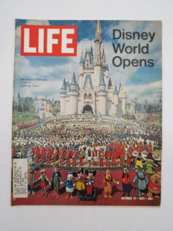 LIFE MAGAZINE, OCTOBER 15, 1971 (DISNEY WORLD OPENS)