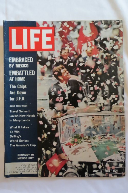 LIFE MAGAZINE JULY 13, 1962 (JOHN F. KENNEDY IN MEXICO CITY COVER)