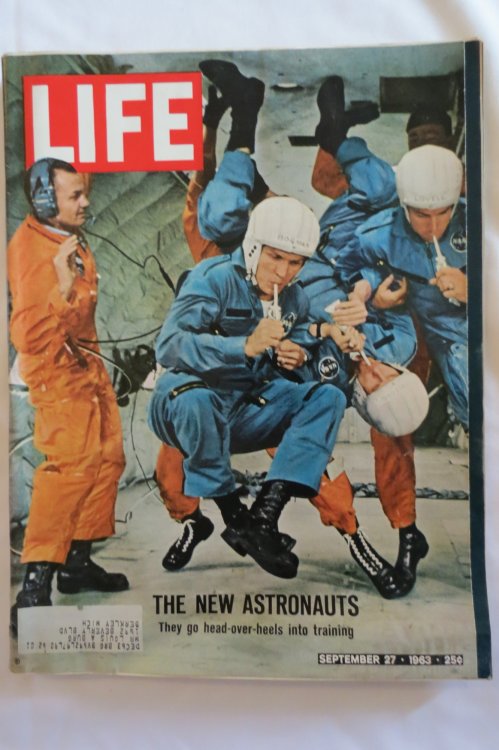 LIFE MAGAZINE SEPTEMBER 27, 1963 (THE NEW ASTRONAUTS COVER)