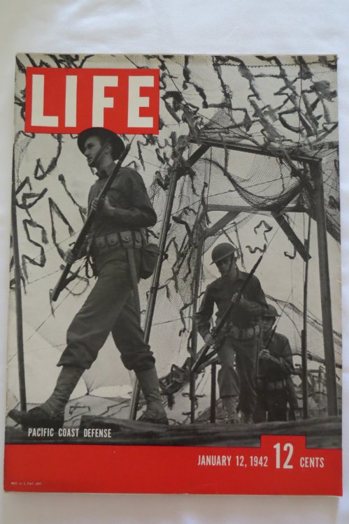 LIFE MAGAZINE - JANUARY 12, 1942 (PACIFIC COAST DEFENSE SOLDIERS COVER)