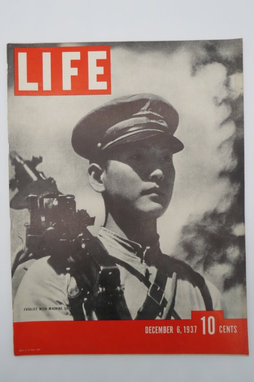 LIFE MAGAZINE, DECEMBER 6, 1937 (FATALIST WITH MACHINE GUN)