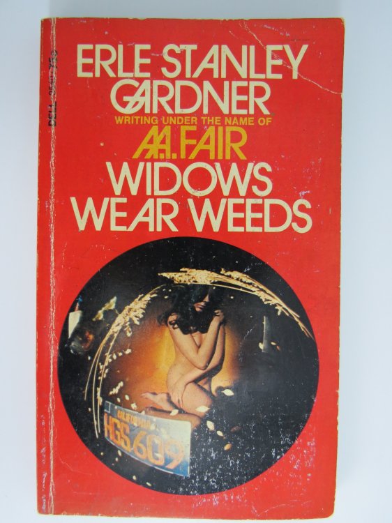 WIDOWS WEAR WEEDS