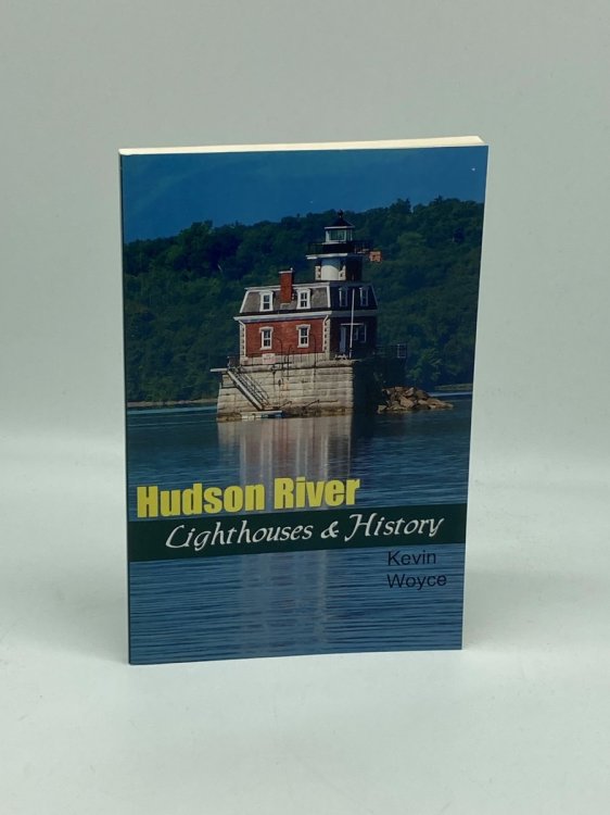 Hudson River Lighthouses & History (Signed!)