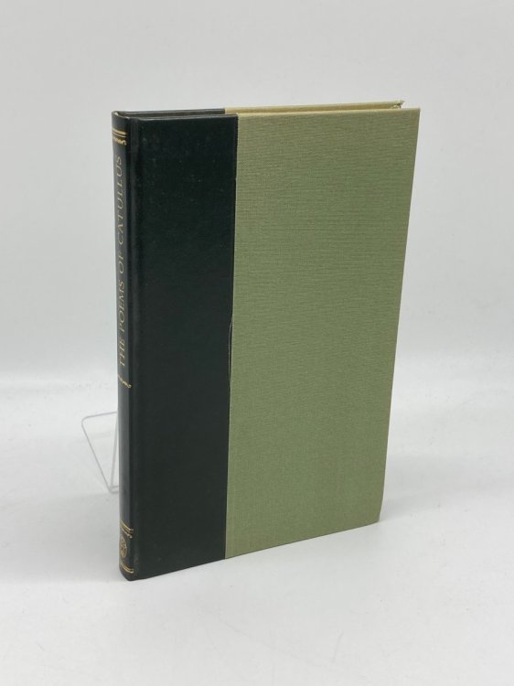 The Poems of Catullus. Translated by James Michie. Introduction by Gavin Ewart.