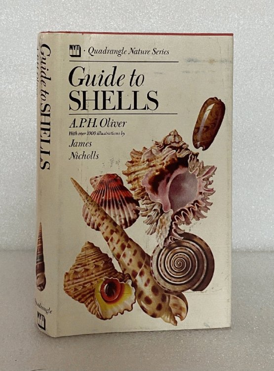 Guide to Shells (Quadrangle nature series)