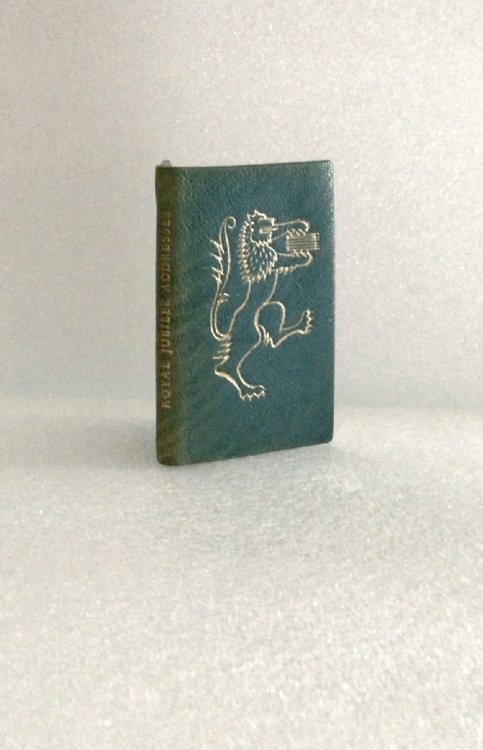 The Addresses of Her Majesty Queen Elizabeth II Delivered at Westminster Hall and Guildhall on the Occasion of Her Silver Jubilee 1952-1977. Miniature Book. [Hardcover] N/A and Tebbutt, Joan