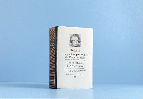 Les papiers posthumes du Pickwick-club / Les aventures d'Olivier [Oliver] Twist [Bibliotheque de la Pleiade] (French Edition)