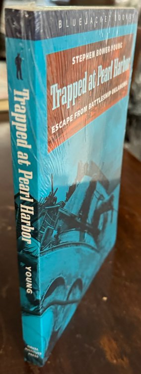 Trapped at Pearl Harbor: Escape from Battleship Oklahoma (Bluejacket Books)