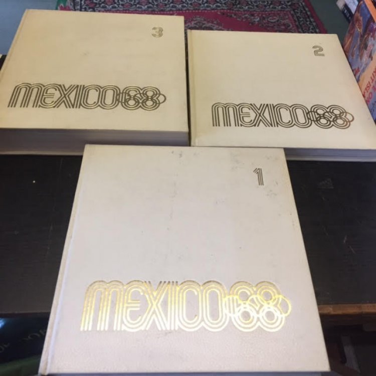 Mexico 68 - Memoire official des jeux da la XIX Olympiade. : Commemorative volumes of the game of the XIX Olympiad - 3 volumes. [Olympic Games]