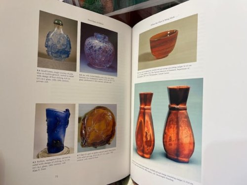 The Glass of China : Pure Brightness Shines Everywhere