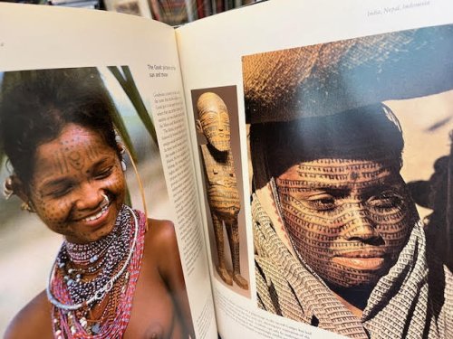 Decorated Skin - A World Survey of Body Art