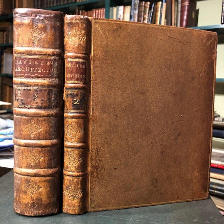 Cours d'Architecture : Qui Comprend les Ordres de Vignole, avec des commentaires, les Figures & Descriptions de ses plus beaux Btimens, & ceux de Michel-Ange. et tout ce qui regarde l'Art de Batir . [and] Dictionnaire d'Architecture . In two volumes