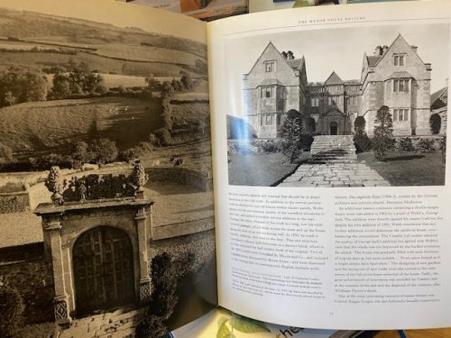 The English Manor House: From the Archives of Country Life