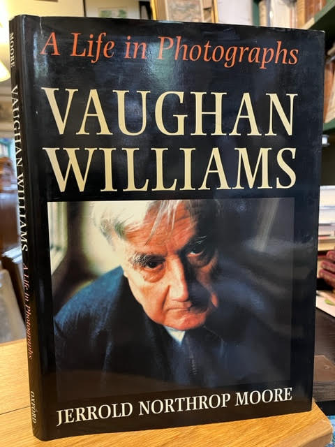 Vaughan Williams : A Life in Photographs