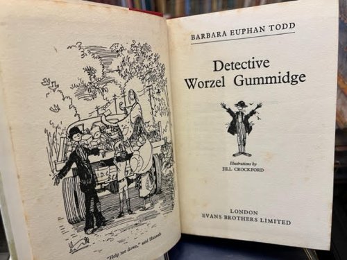 Detective Worzel Gummidge