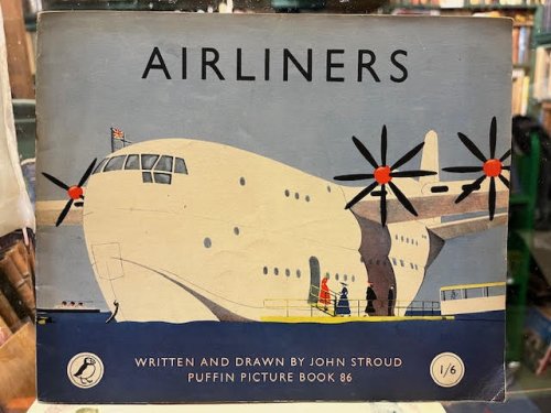 Airliners (Puffin Picture Book 86)