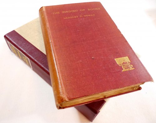 The Binding of Books. An Essay in the History of Gold-Tooled Bindings