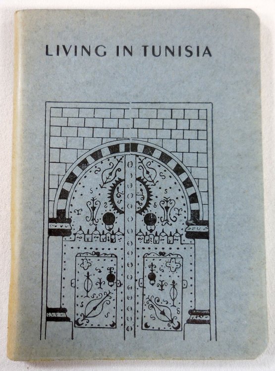 Image for Living in Tunisia Living in Tunisia