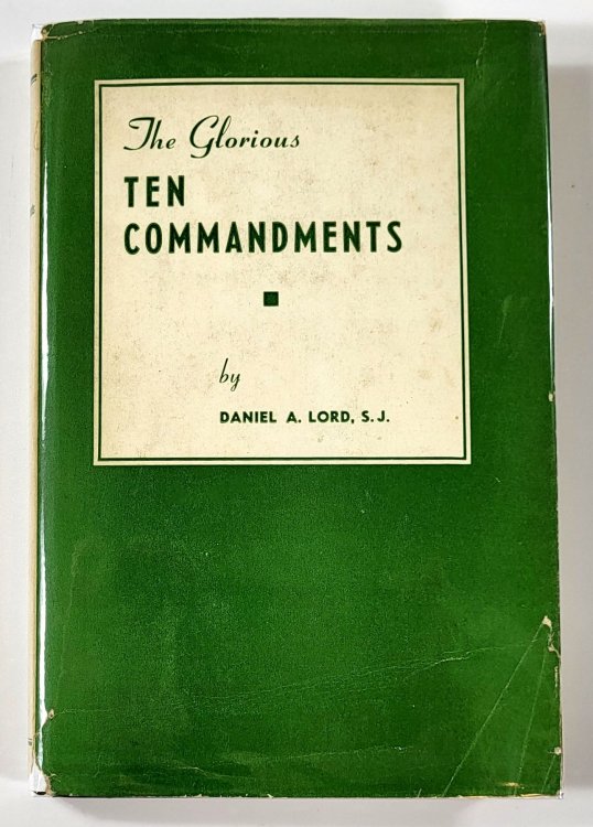 The Glorious Ten Commandments