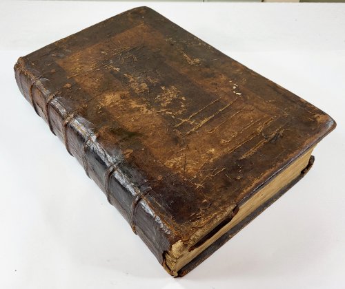 The History of England, From the First Entrance of Julius Caesar and the Romans, to the Conclusion of the Reign of King James the Second, and the Establishment of King William and Queen Mary Upon the Throne, in the Year 1688. With a Compleat Index