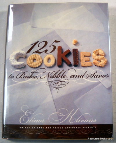 125 Cookies to Bake, Nibble, and Savor