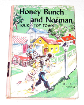 Honey Bunch And Norman Tour Toy Town