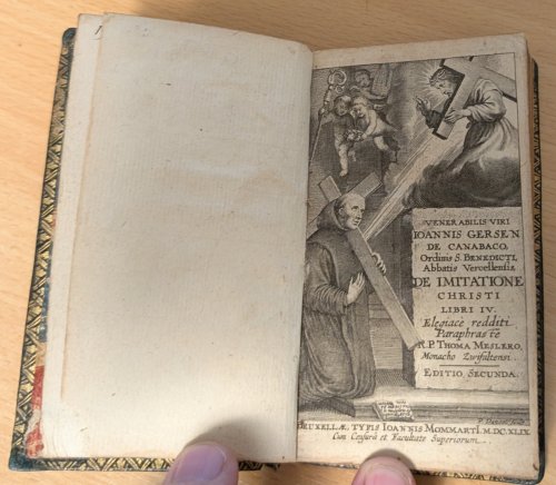 Venerabilis viri Ioannis Gersen de Canabaco ordinis S. Benedicti, abbatis vercellensis / De imitatione Christi libri IV. Elegaice redditi paraphraste R.P., Thoma Meslero, monacho Zwifaltensi. Editio secunda.