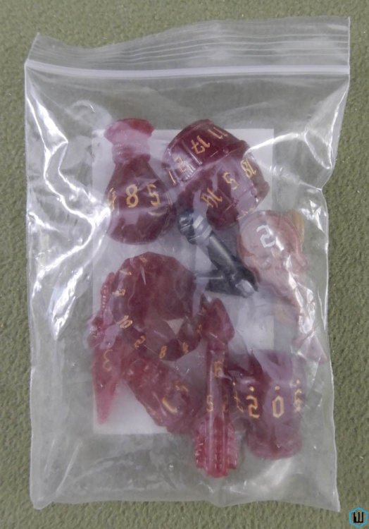 Poly Hero Dice Set Rogue 7 Piece Set Roguish Rouge Gold