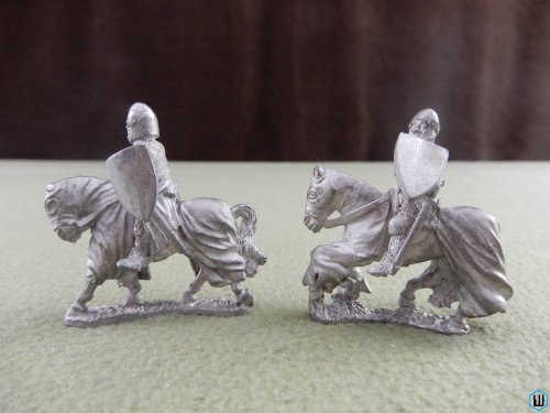 Essex Horse Barded Horses with Knight H14 H15 (Metal Miniatures) 1981