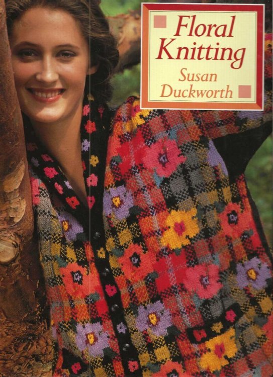 FLORAL KNITTING